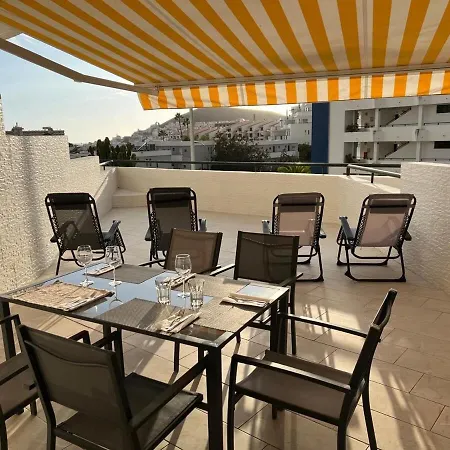 With Large Terrace In Summerland 公寓 洛斯克里斯蒂亚诺斯