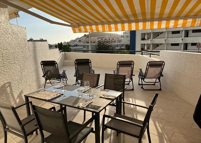 With Large Terrace In Summerland Apartmán Los Cristianos (Tenerife)
